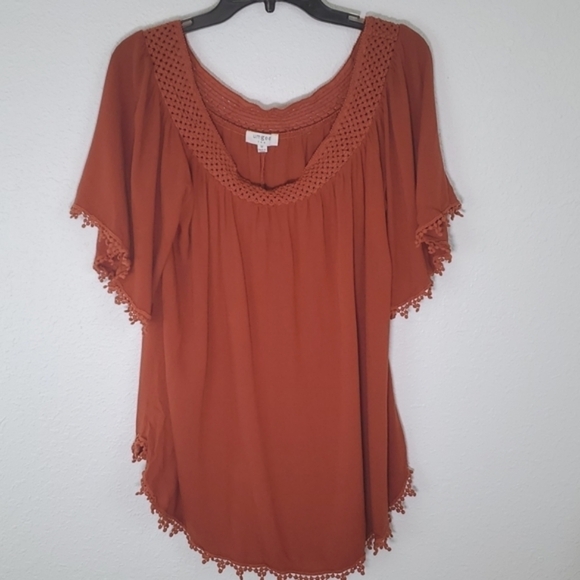 Umgee Tops - UMGEE Rust Oversized Tunic Top w/Lace Trim, size M